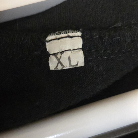 Women's tank top graphic Guns and Rosè. - Picture 5 of 6